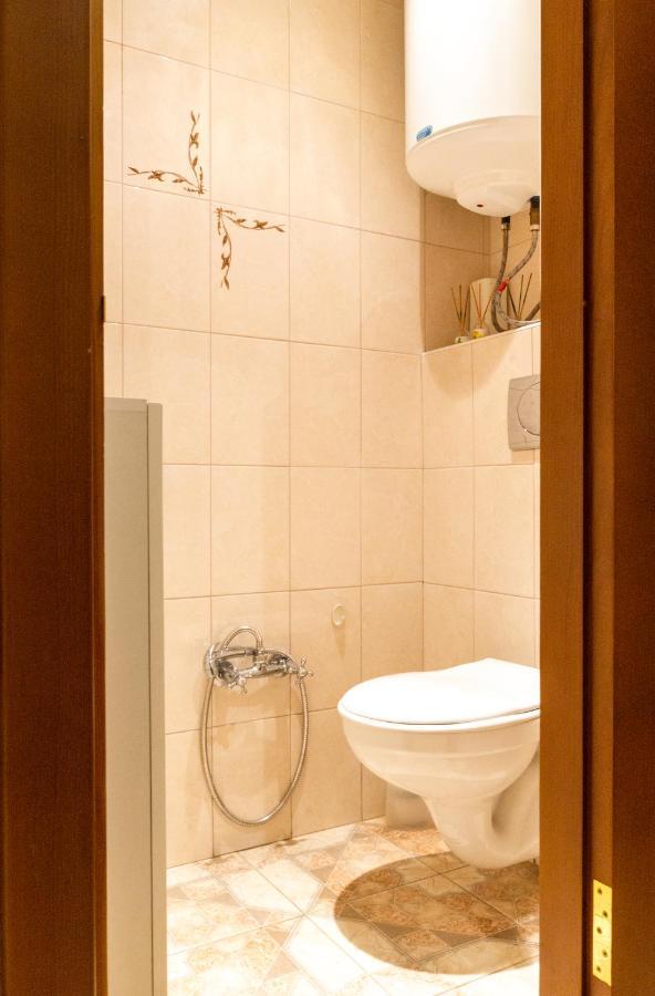 рыбальская 8 Apartment Kyiv